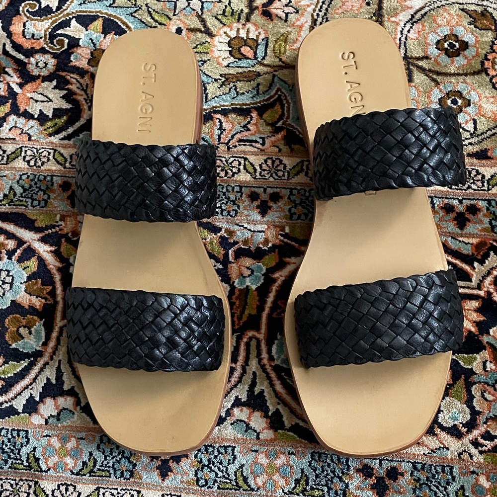 NWOT St. Agni Piers slide size 38